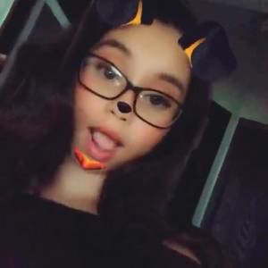 Meet your Posher, Ari